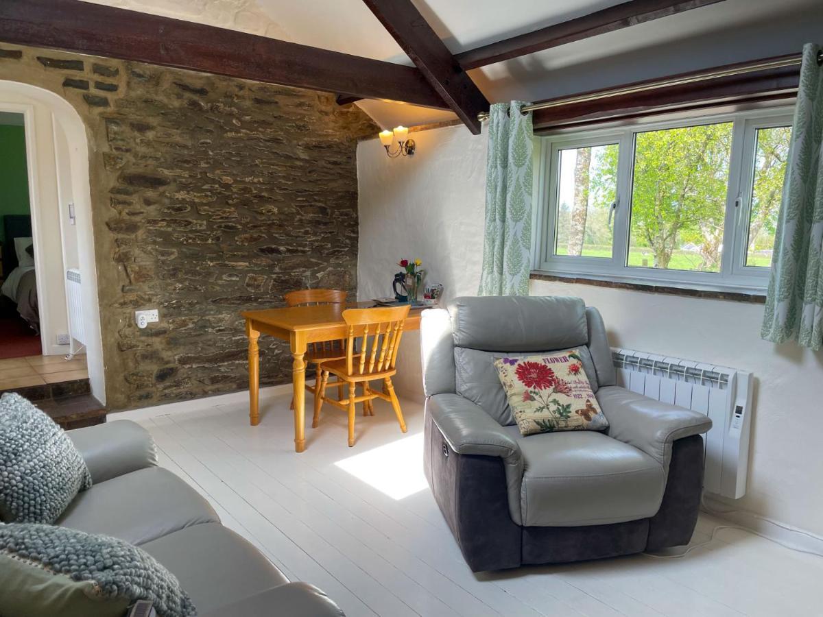 Canllefaes Cottages Cardigan Exterior photo